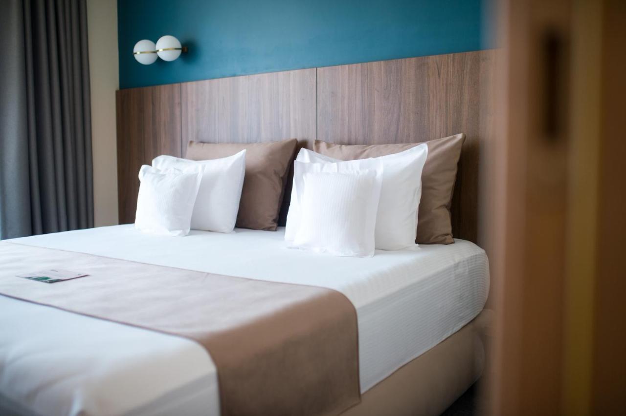 Hotel Oxford Mamaia Buitenkant foto