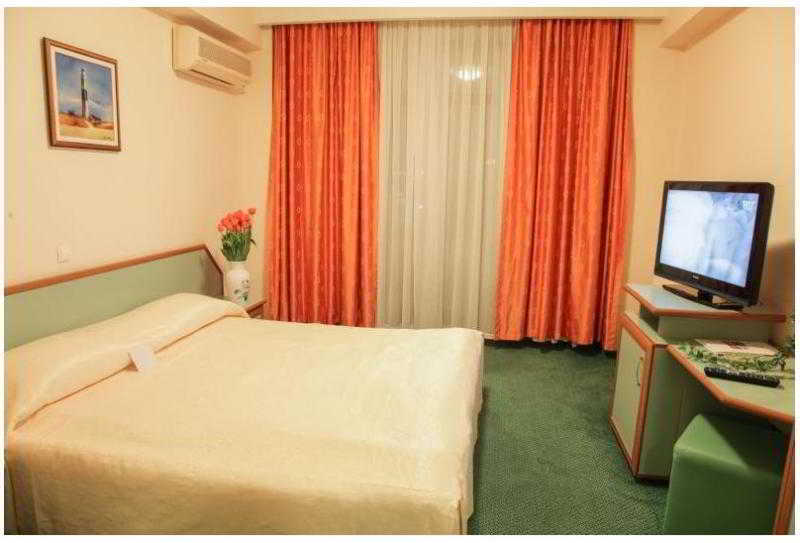 Hotel Oxford Mamaia Buitenkant foto