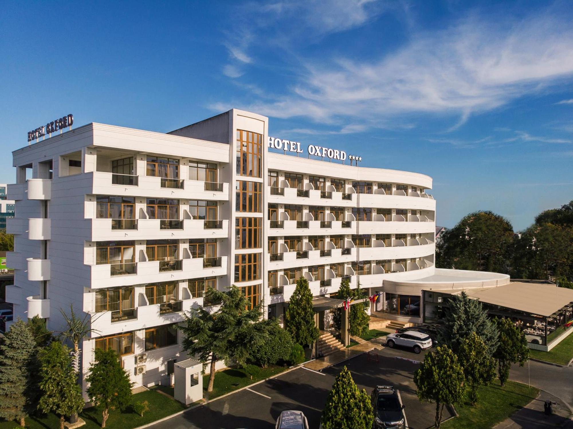 Hotel Oxford Mamaia Buitenkant foto