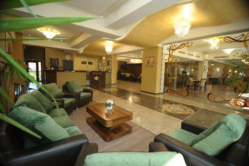Hotel Oxford Mamaia Buitenkant foto