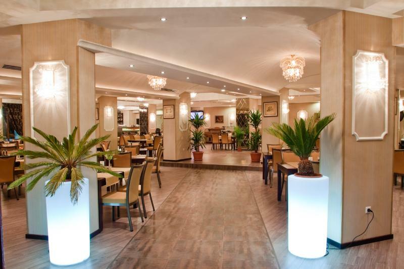 Hotel Oxford Mamaia Buitenkant foto